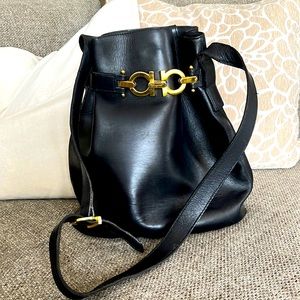 Super stylish Vintage Salvatore Ferragamo Bucket Bag